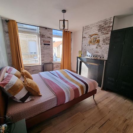 Comme Un Air De Chez Soi Apartment Кале Екстериор снимка